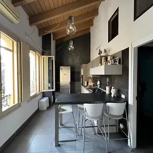 https://apt-casa-ely.it-lombardy.com